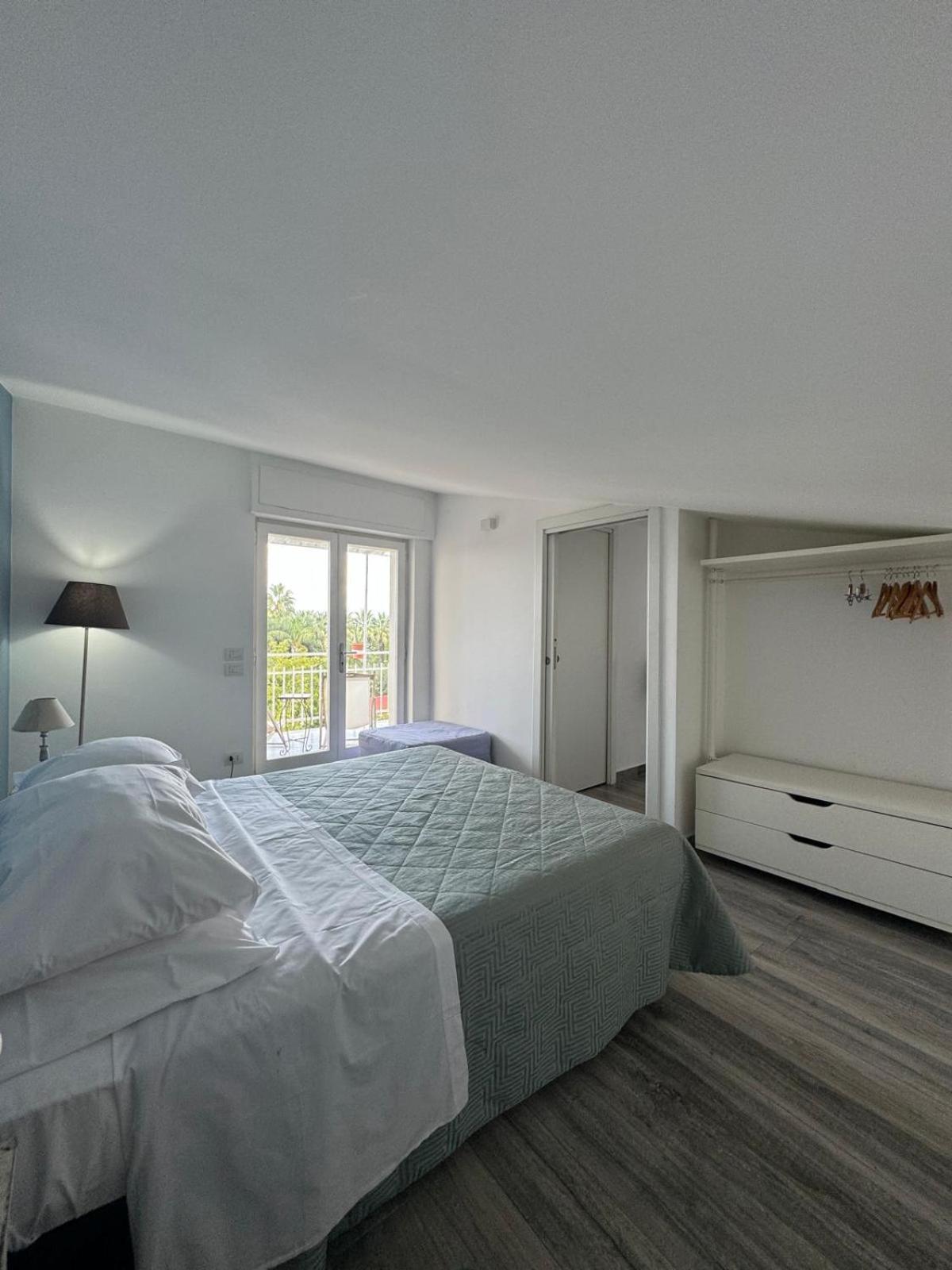 Reggine Holiday Apartments Сант'Аньєлло Екстер'єр фото