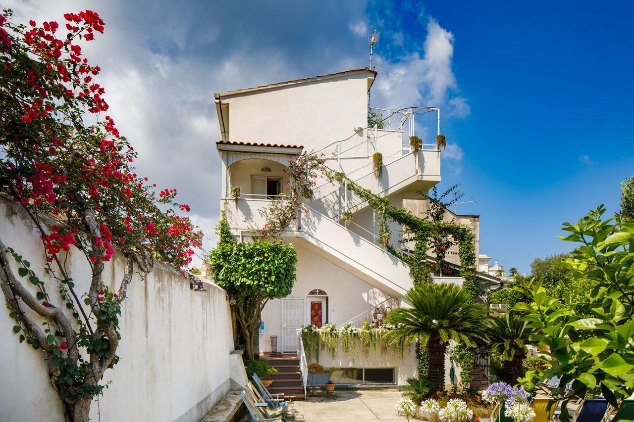 Reggine Holiday Apartments Сант'Аньєлло Екстер'єр фото